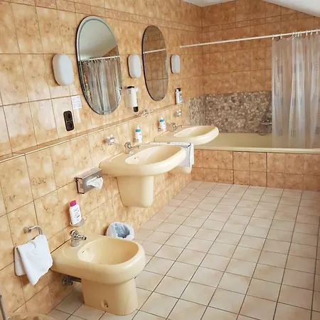 Haus Werre Stern Guest house